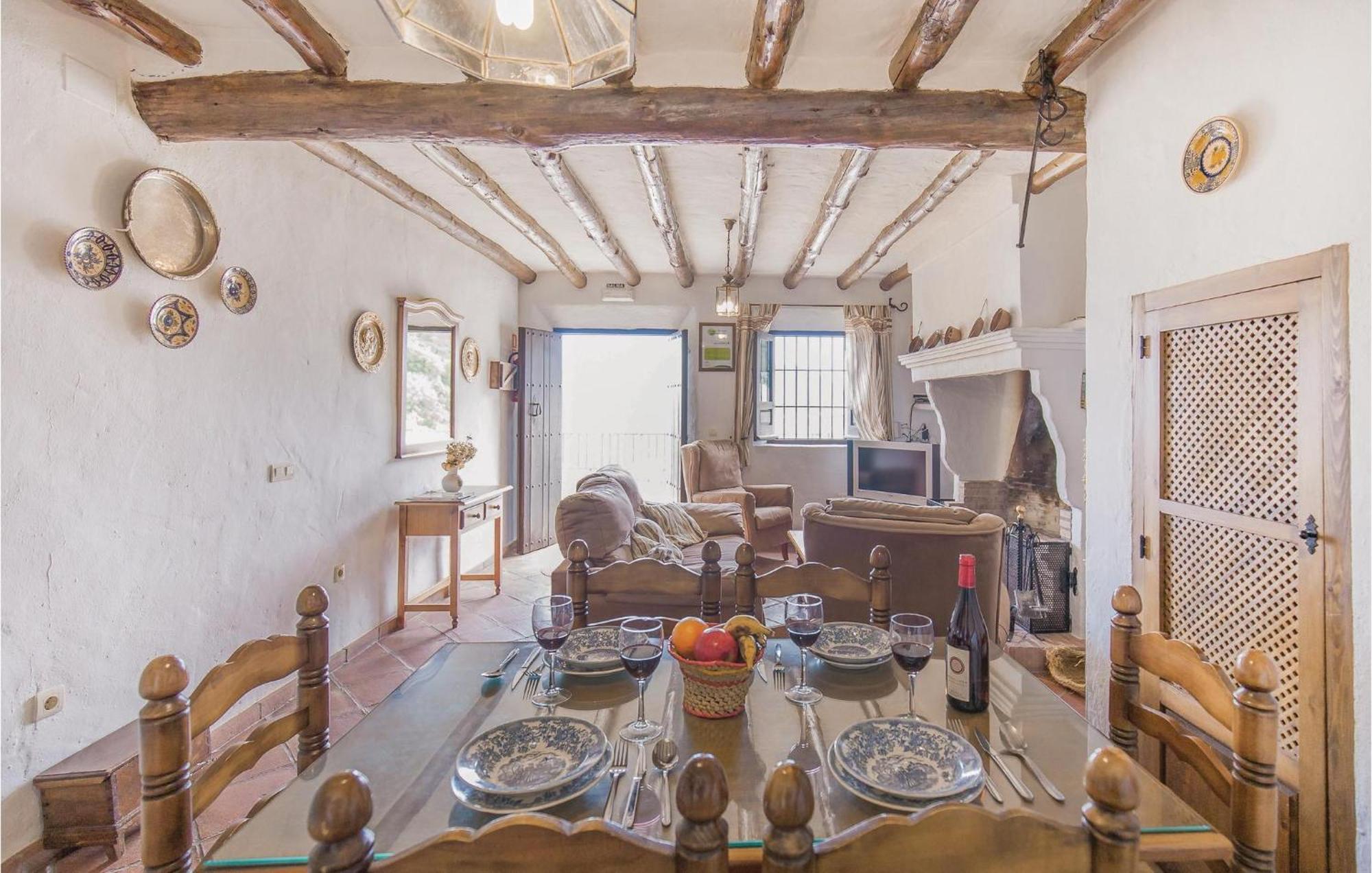 Cozy Home In Zahara De La Sierra With Kitchen מראה חיצוני תמונה