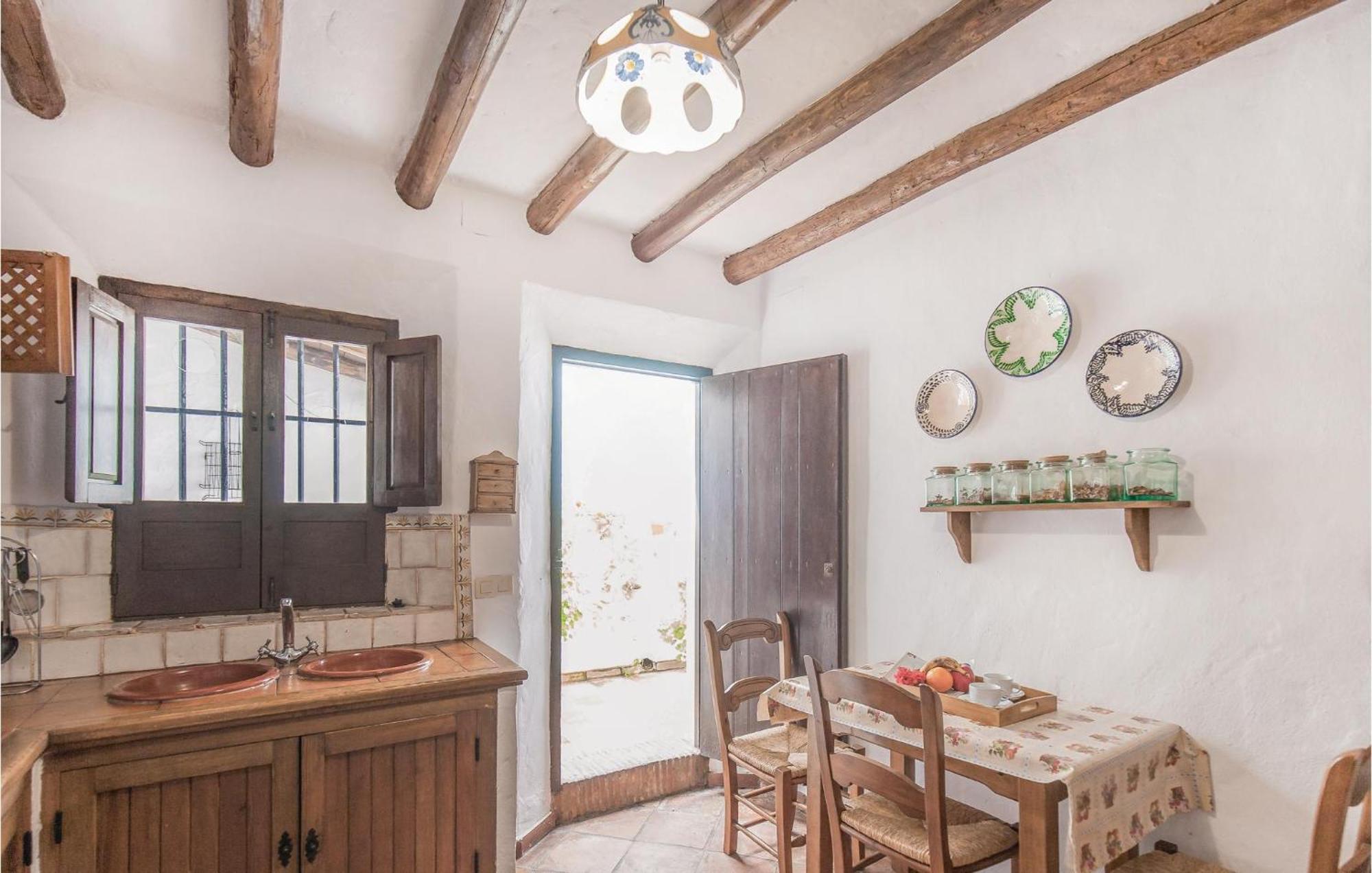 Cozy Home In Zahara De La Sierra With Kitchen מראה חיצוני תמונה