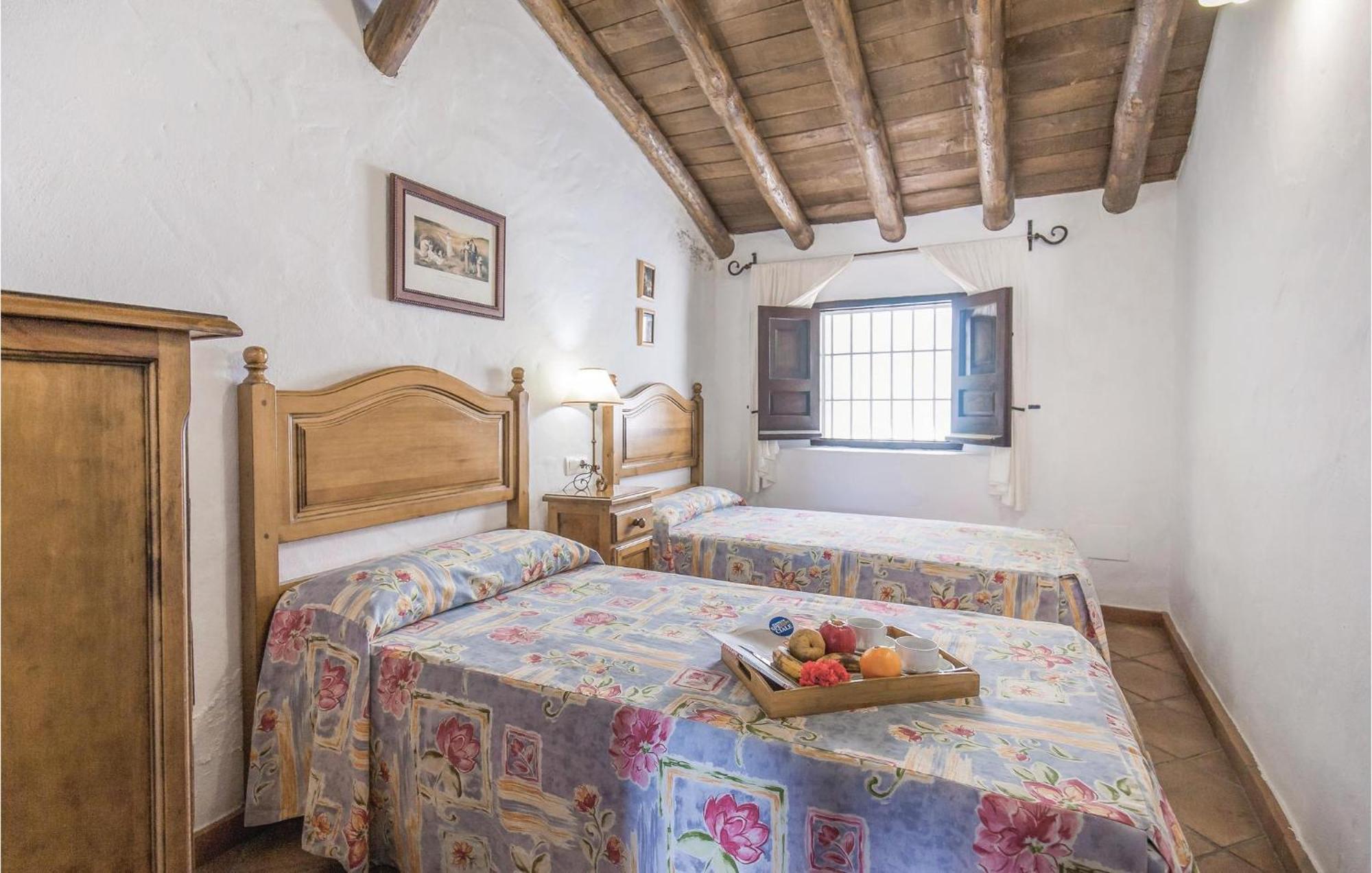 Cozy Home In Zahara De La Sierra With Kitchen מראה חיצוני תמונה
