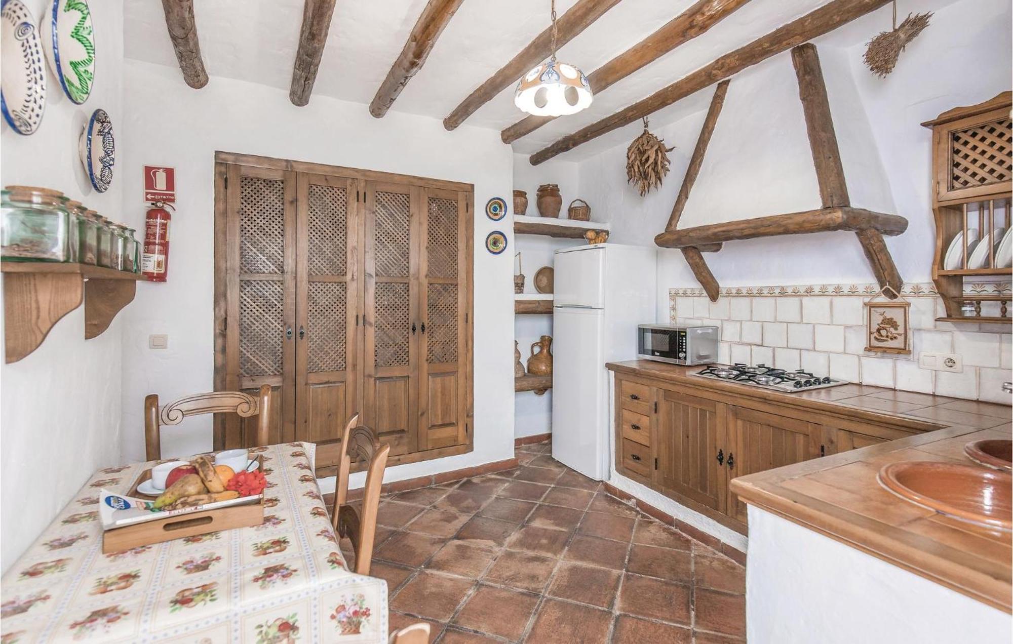 Cozy Home In Zahara De La Sierra With Kitchen מראה חיצוני תמונה